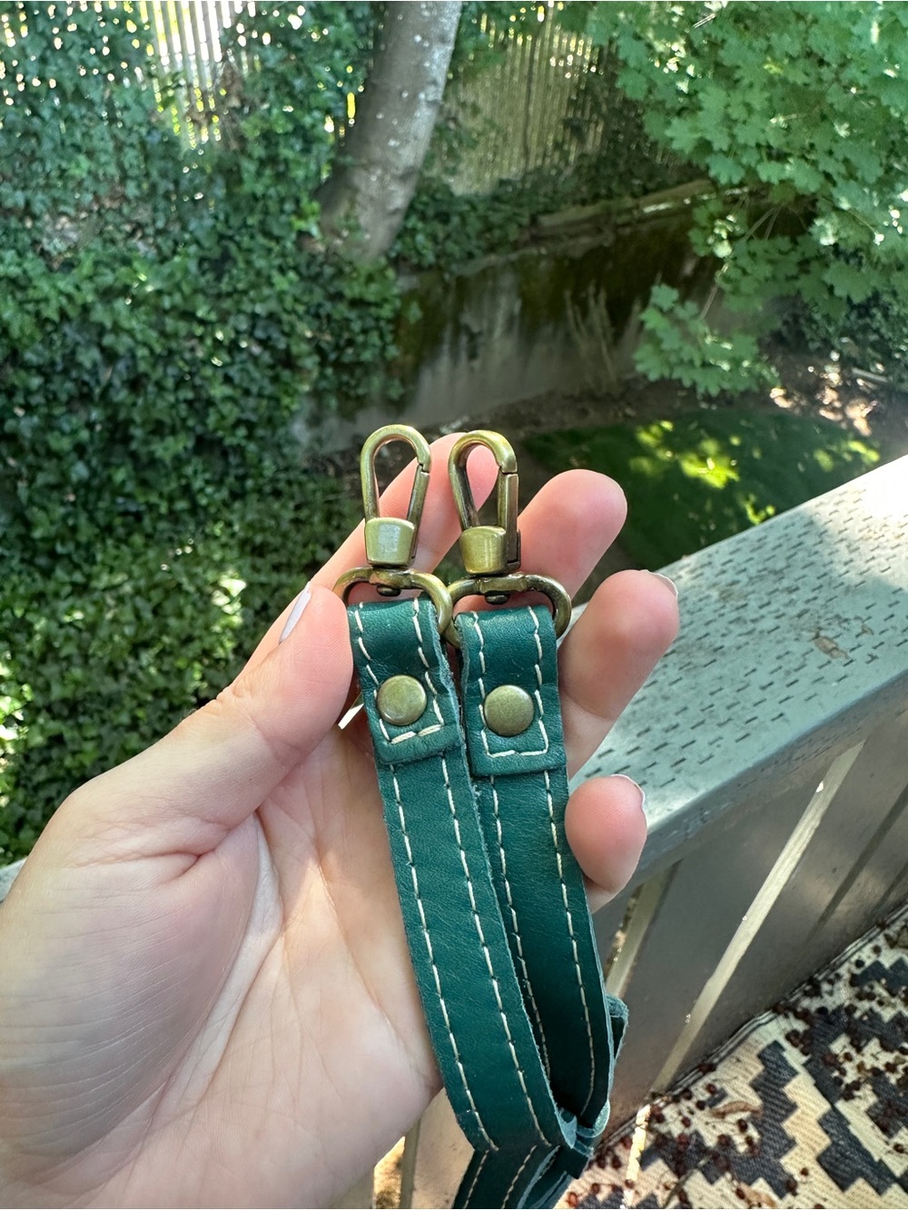 Portland Leather Goods Metro Crossbody Strap in Peacock